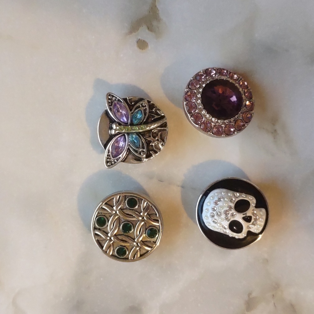 Set of 4 medium snaps for snap jewelry